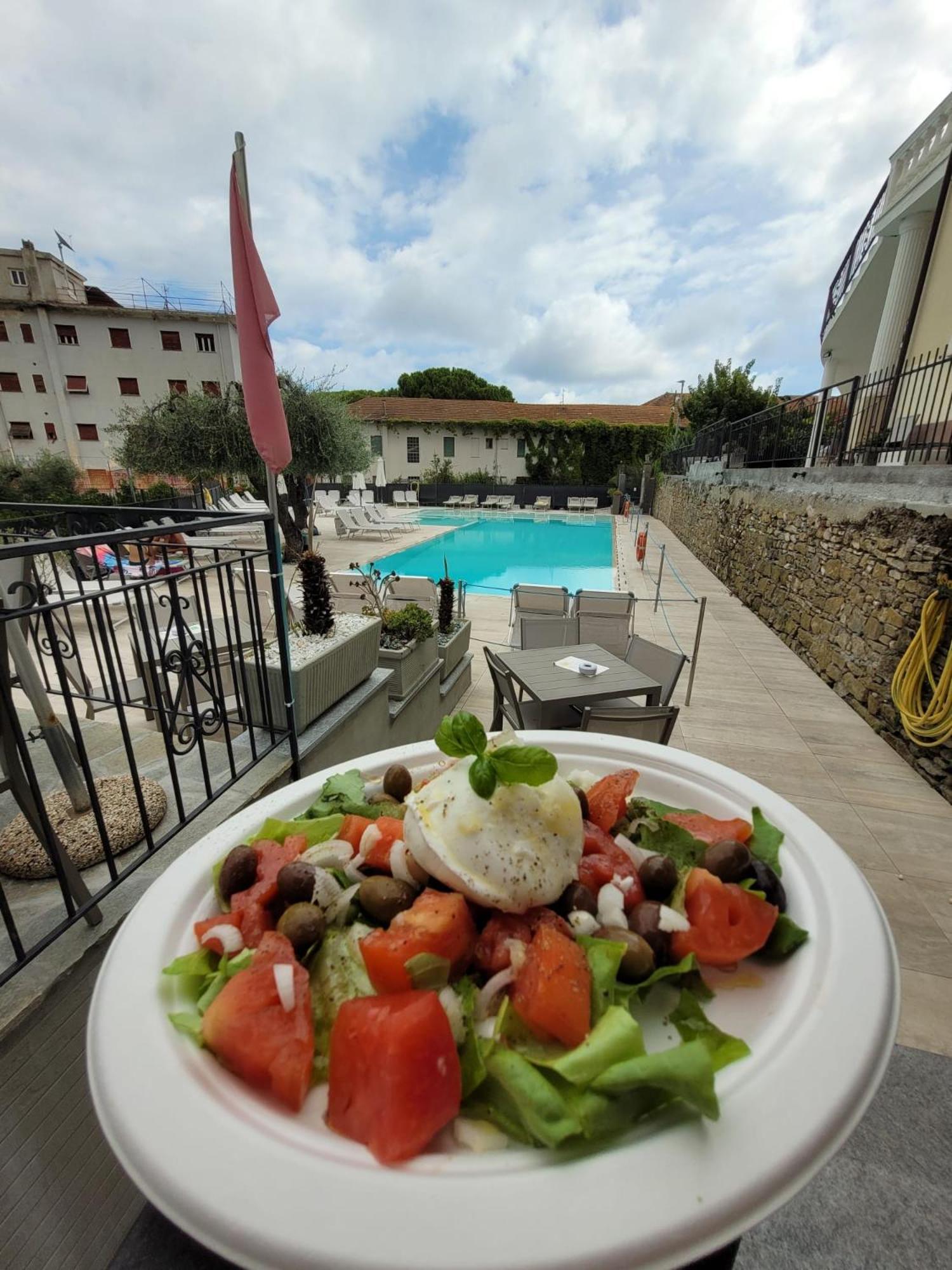 Hotel Villa Igea Diano Marina Exterior foto